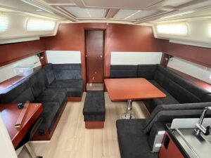 saloon-1