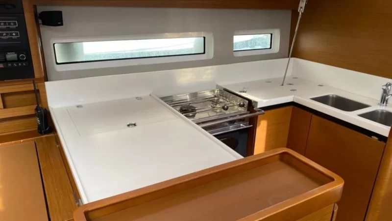 f0848646a916cd22ef448b8ad1b24272